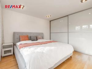 Pronájem bytu 2+kk, Praha - Dejvice, Mydlářka, 54 m2