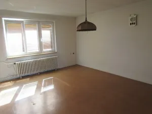 Prodej bytu 3+1, Protivín, M. Krásové, 74 m2