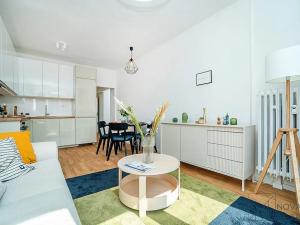 Prodej bytu 3+kk, Praha - Strašnice, U kombinátu, 70 m2