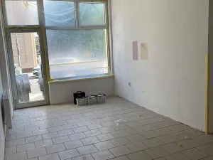 Pronájem obchodního prostoru, Písek, Mírové nám., 80 m2