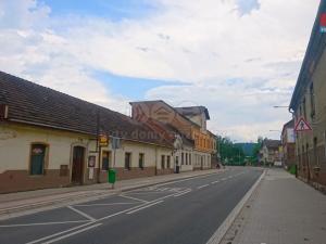 Pronájem restaurace, Dvůr Králové nad Labem, Heydukova, 130 m2