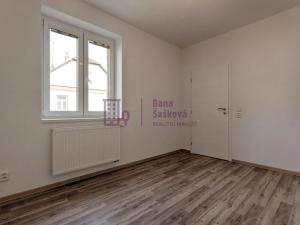 Pronájem bytu 2+kk, Jindřichův Hradec, Rezkova, 50 m2