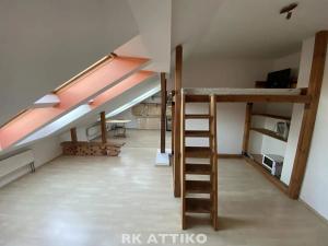 Pronájem atypického bytu, Brno, Hybešova, 52 m2