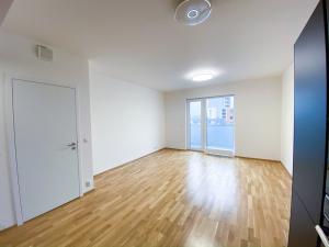 Pronájem bytu 2+kk, Praha - Holešovice, Na Maninách, 58 m2