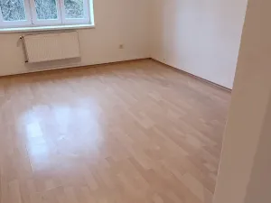 Pronájem bytu 1+kk, Praha - Libeň, U Balabenky, 31 m2