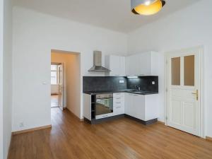 Pronájem bytu 2+kk, Praha - Nové Město, Lípová, 58 m2