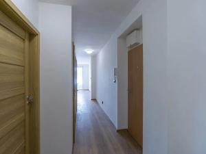 Pronájem bytu 3+kk, Praha - Hloubětín, Klánovická, 68 m2