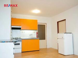 Pronájem bytu 2+kk, Praha - Strašnice, Svojetická, 45 m2