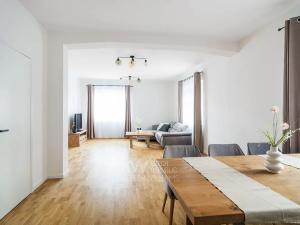 Pronájem bytu 2+kk, Praha - Dejvice, Šlejnická, 70 m2