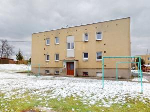 Pronájem bytu 3+1, Měrunice, 70 m2