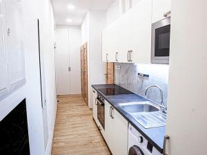 Prodej bytu 2+kk, Praha - Smíchov, Na Neklance, 38 m2