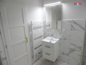 Pronájem bytu 1+kk, Praha - Nové Město, Vyšehradská, 28 m2