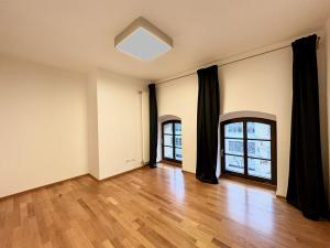 Pronájem bytu 5+kk, Praha - Karlín, Šaldova, 161 m2