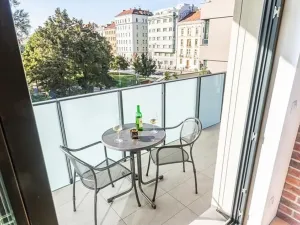 Pronájem bytu 2+kk, Praha - Žižkov, Seifertova, 68 m2