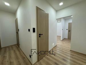 Prodej bytu 4+kk, Ostrava, Holasova, 78 m2