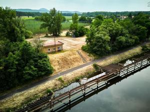 Prodej komerčního pozemku, Roudnice nad Labem, 7379 m2