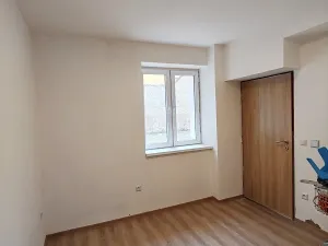 Pronájem bytu 3+1, Teplice, U Hadích lázní, 65 m2