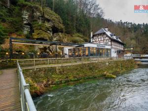 Prodej restaurace, Hřensko, 300 m2