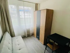 Prodej apartmánu, Praha - Prosek, Vysočanská, 74 m2