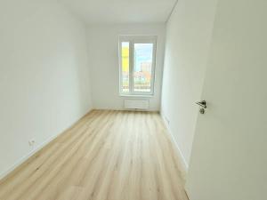 Prodej bytu 3+kk, Praha - Horní Měcholupy, Milánská, 68 m2