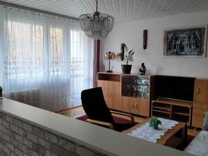 Pronájem bytu 2+kk, Kladno, Litevská, 45 m2