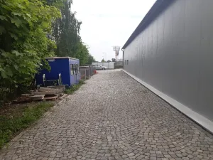 Pronájem skladu, Zbuzany, Na Sadech, 200 m2