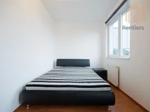 Pronájem bytu 2+kk, Praha - Uhříněves, Venušina, 44 m2