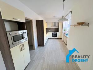 Pronájem bytu 4+1, Děčín, El. Krásnohorské, 89 m2