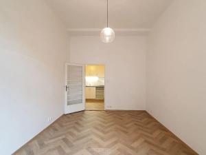 Pronájem bytu 2+kk, Praha - Vinohrady, Chrudimská, 41 m2