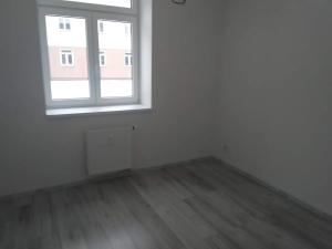 Prodej bytu 2+kk, Milovice, Slepá, 54 m2