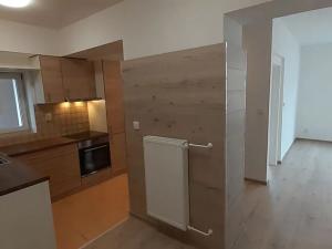 Prodej bytu 3+1, Neveklov, Táborská, 82 m2