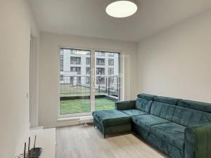 Pronájem bytu 2+kk, Praha - Strašnice, Na palouku, 48 m2