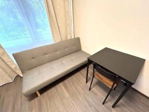 Pronájem bytu 1+kk, Praha - Prosek, Vysočanská, 18 m2