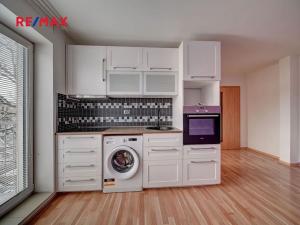 Pronájem bytu 2+kk, Milovice, Braniborská, 32 m2