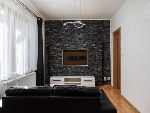 Pronájem bytu 2+kk, Praha - Slivenec, U svahu, 39 m2