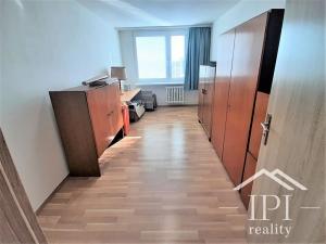 Pronájem bytu 2+kk, Praha - Kobylisy, Šiškova, 47 m2