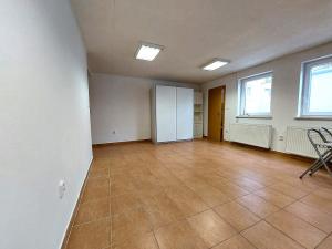 Pronájem bytu 1+kk, Vranovice, Hlavní, 35 m2