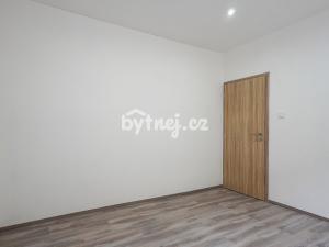 Pronájem bytu 2+kk, Louny, Jablonského, 41 m2