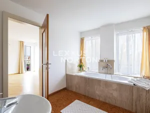 Pronájem bytu 6+kk a větší, Praha - Bubeneč, Rooseveltova, 386 m2