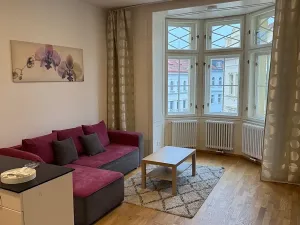 Pronájem bytu 2+kk, Praha - Holešovice, Ovenecká, 67 m2