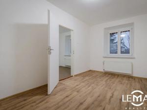 Prodej rodinného domu, Dolany, 350 m2