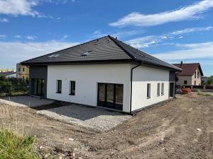 Prodej rodinného domu, Buštěhrad, Švermova, 300 m2