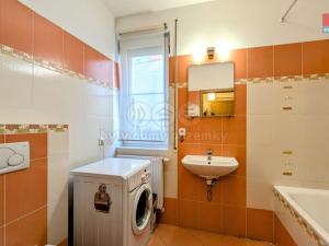 Pronájem bytu 2+kk, Praha - Třeboradice, Špeciánova, 49 m2