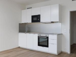 Pronájem bytu 1+kk, Praha - Hloubětín, Laponská, 32 m2