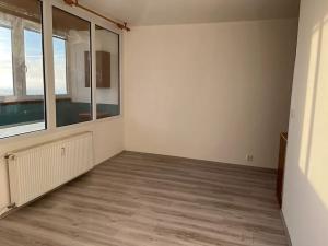 Pronájem bytu 1+kk, Chomutov, Kundratická, 22 m2