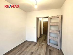 Pronájem bytu 2+kk, Praha - Záběhlice, Mečíková, 41 m2