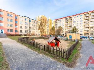 Prodej bytu 2+kk, Praha - Modřany, Vokrojova, 44 m2