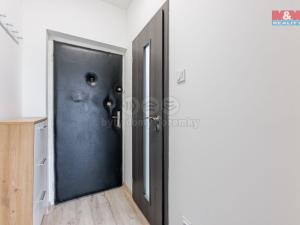 Prodej bytu 1+kk, Karlovy Vary - Rybáře, U Koupaliště, 24 m2