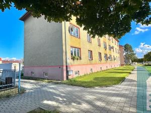 Prodej bytu 2+1, Kroměříž, Velehradská, 67 m2