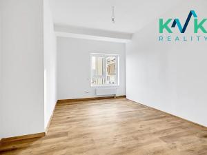 Prodej bytu 3+kk, Karlovy Vary, Dubová, 85 m2